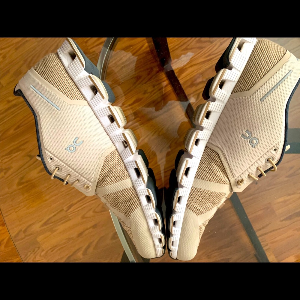 On Cloud Swiss Engineering  Mens SZ 11